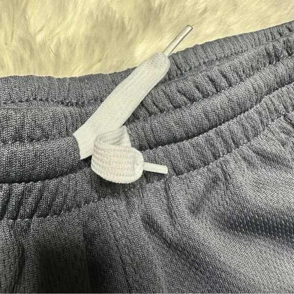 Athletic Works  Shorts Grey & White Drawstring Waist Size Extra Large - Picture 4 of 16